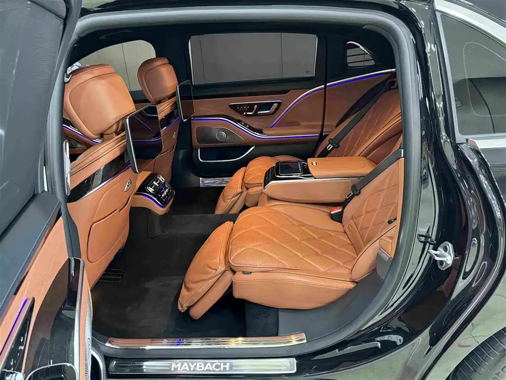 Mercedes-Benz S-Class — миниатюра 18