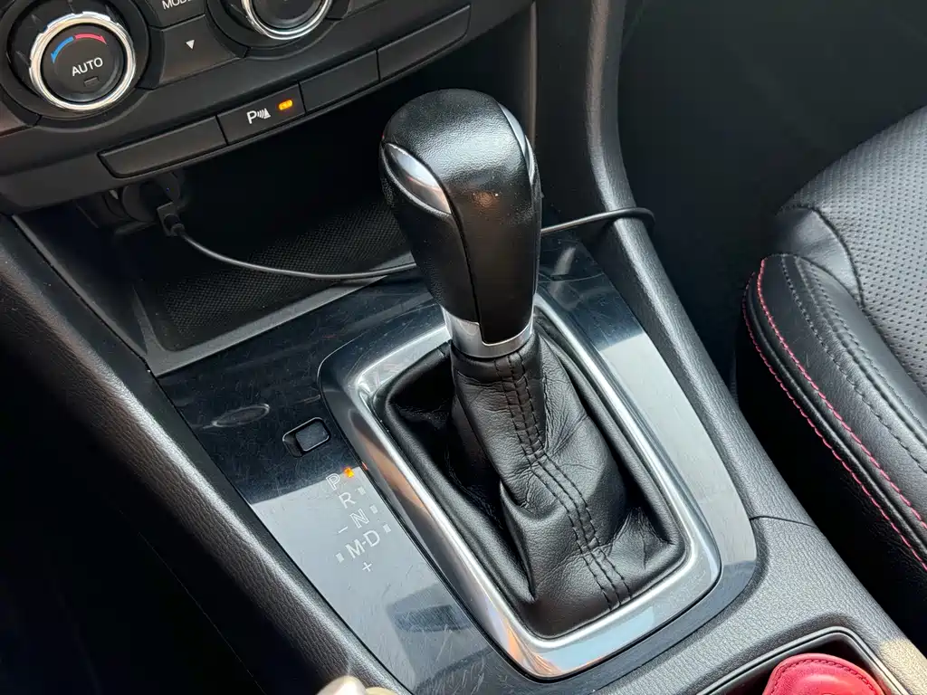 Mazda Atenza — миниатюра 12