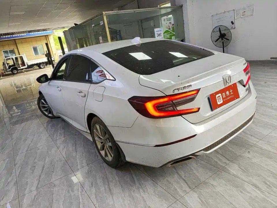 Honda Accord — миниатюра 3