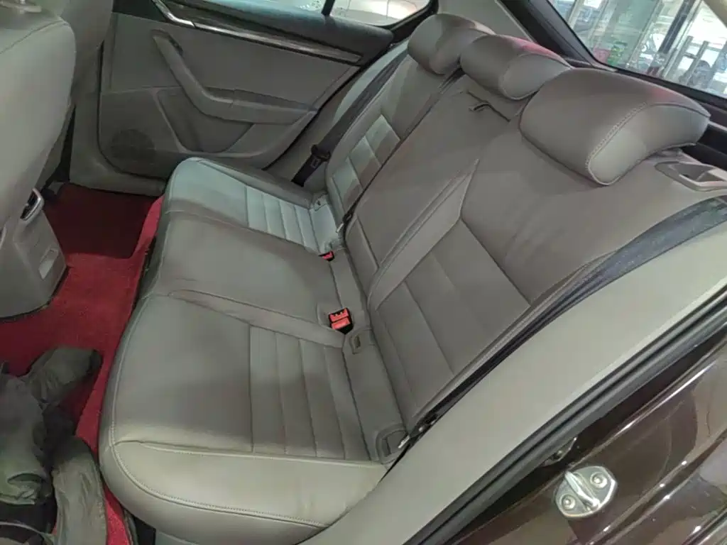 Skoda Octavia — миниатюра 17