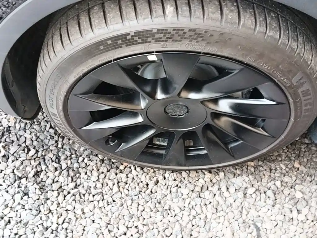 Tesla Model Y — фотографии объявления, Фото 23