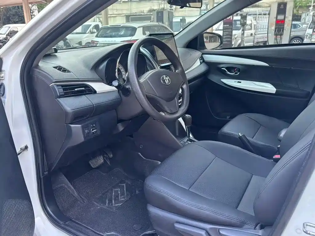 Toyota Vios — миниатюра 3