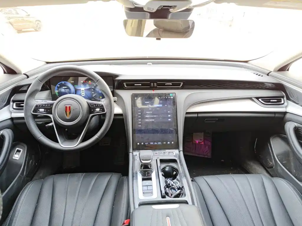 Hongqi Hongqi H5 PHEV — миниатюра 6
