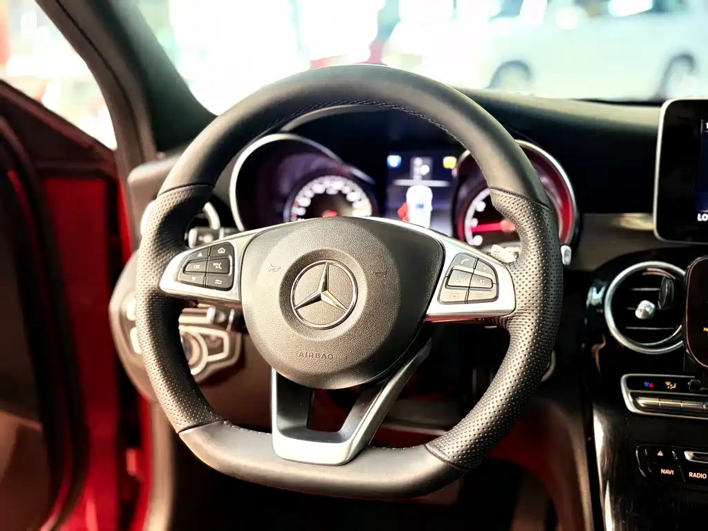 Mercedes-Benz C-Class — миниатюра 10