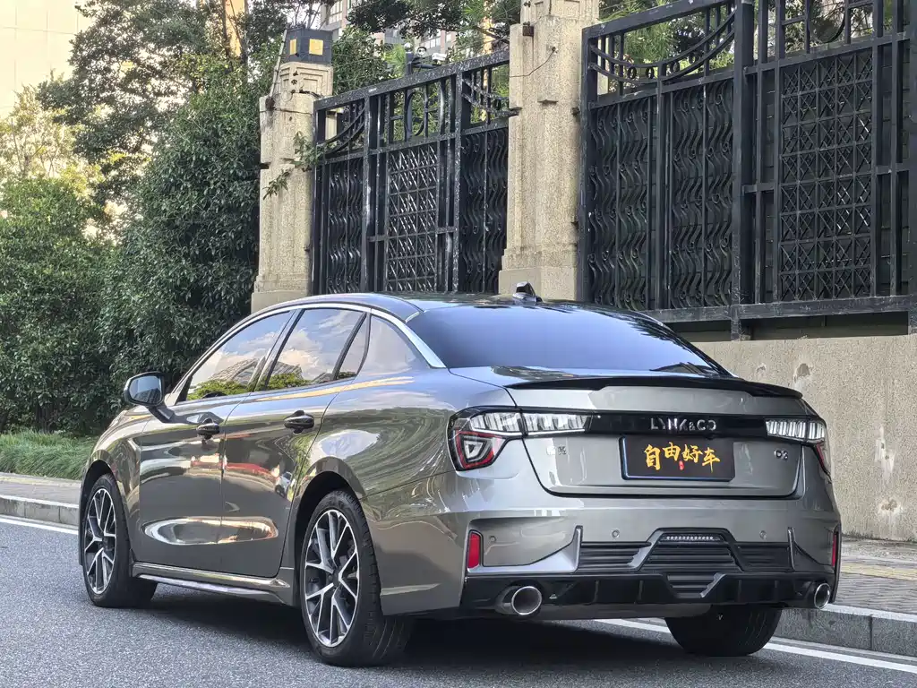 Lynk & Co 03 — миниатюра 23