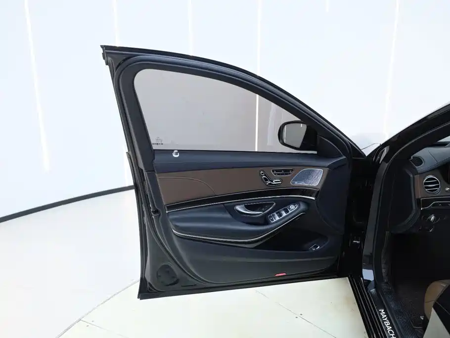 Mercedes-Benz S-Class — миниатюра 16