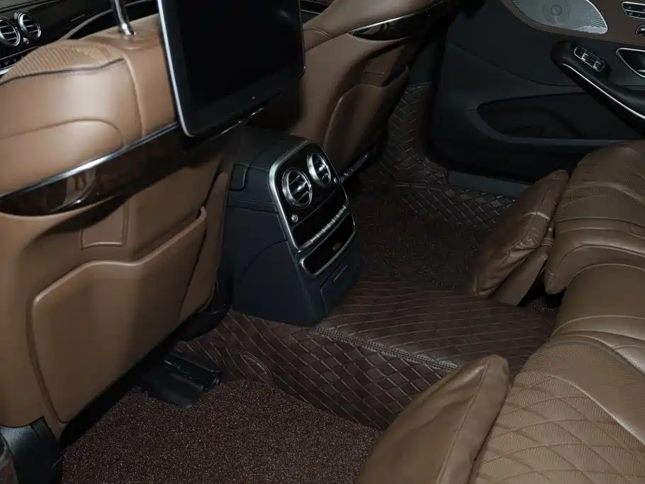 Mercedes-Benz S-Class — миниатюра 13