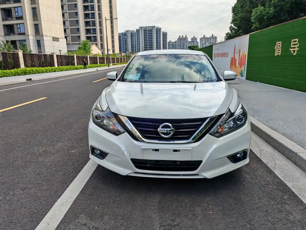 Nissan Teana — миниатюра 3