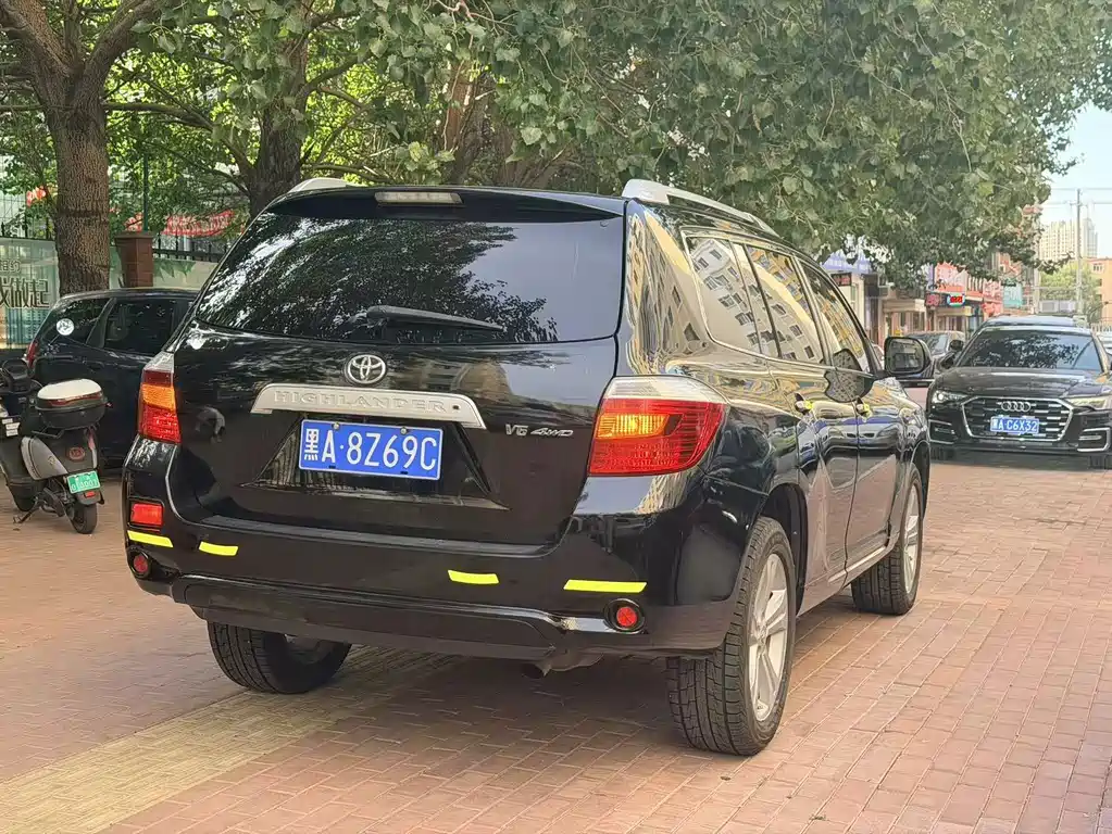 Toyota Highlander — миниатюра 4