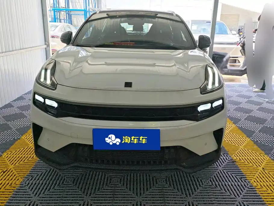 Lynk & Co 06 — миниатюра 2
