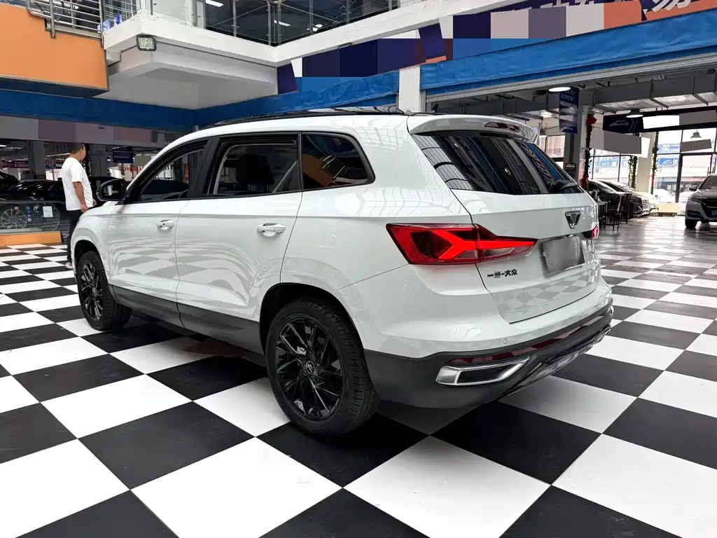 Jetta VS7 — миниатюра 16