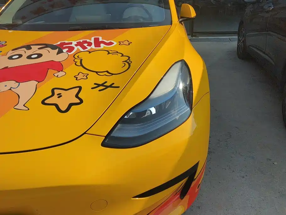 Tesla Model 3 — миниатюра 5
