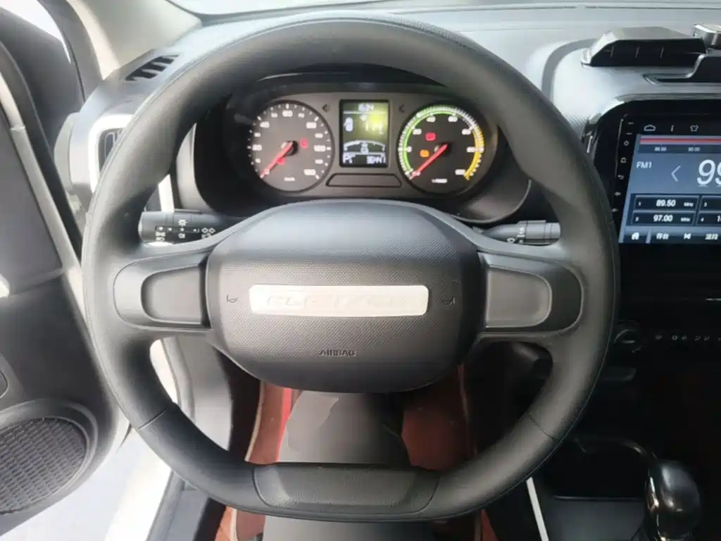 Roewe Clever — миниатюра 11