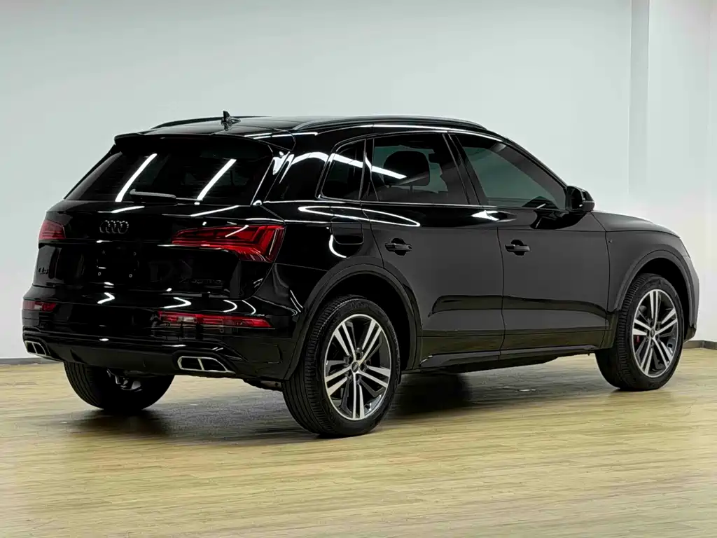 Audi Q5L — миниатюра 29