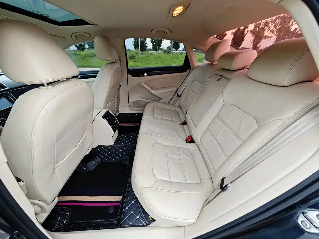 Volkswagen Passat — миниатюра 8