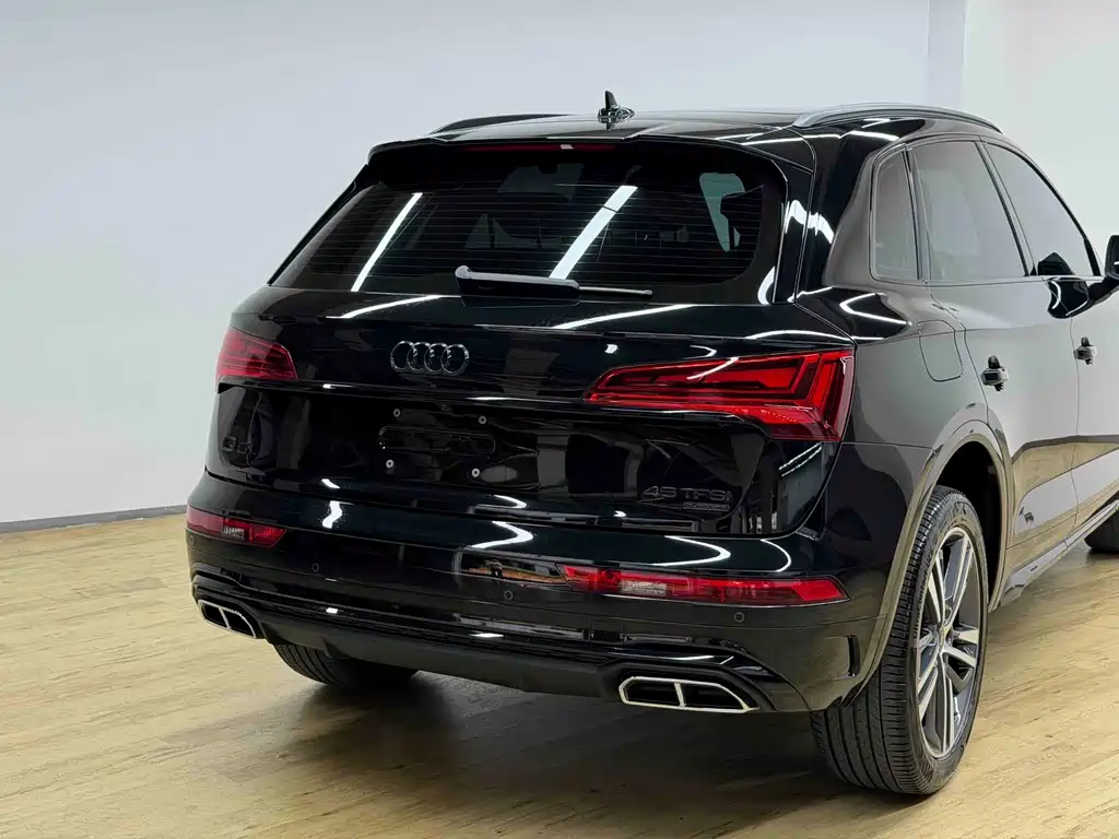 Audi Q5L — миниатюра 30