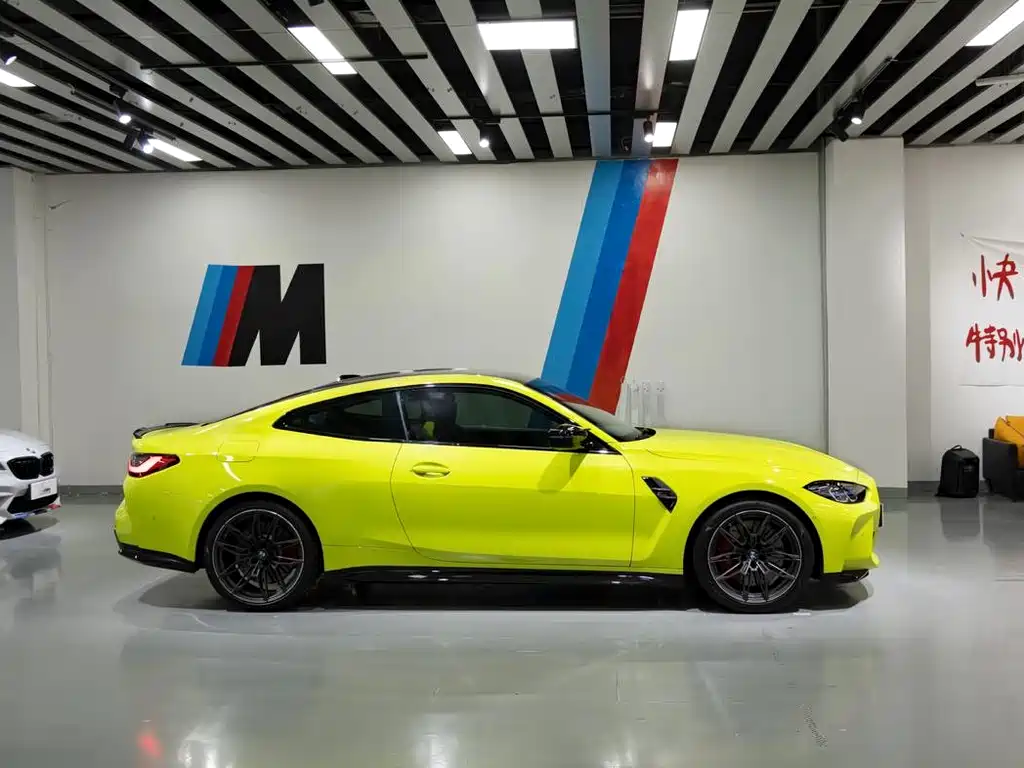 BMW M4 — миниатюра 5