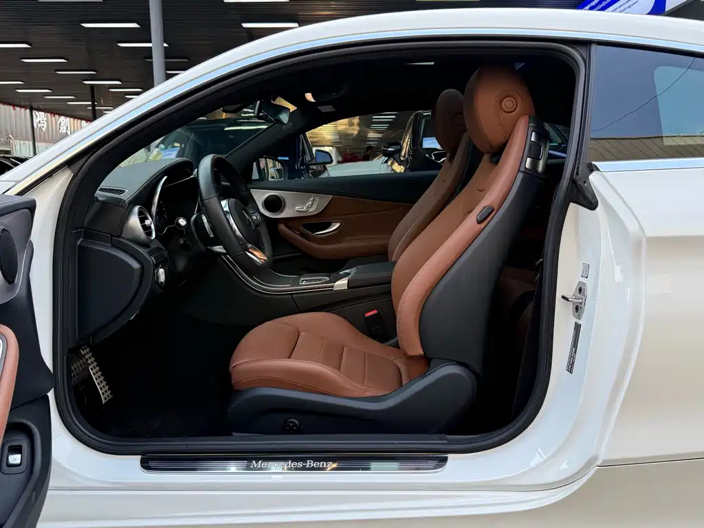 Mercedes-Benz C-Class (Import) — миниатюра 6