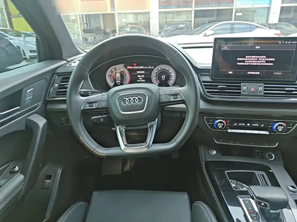 Audi Q5L — миниатюра 11