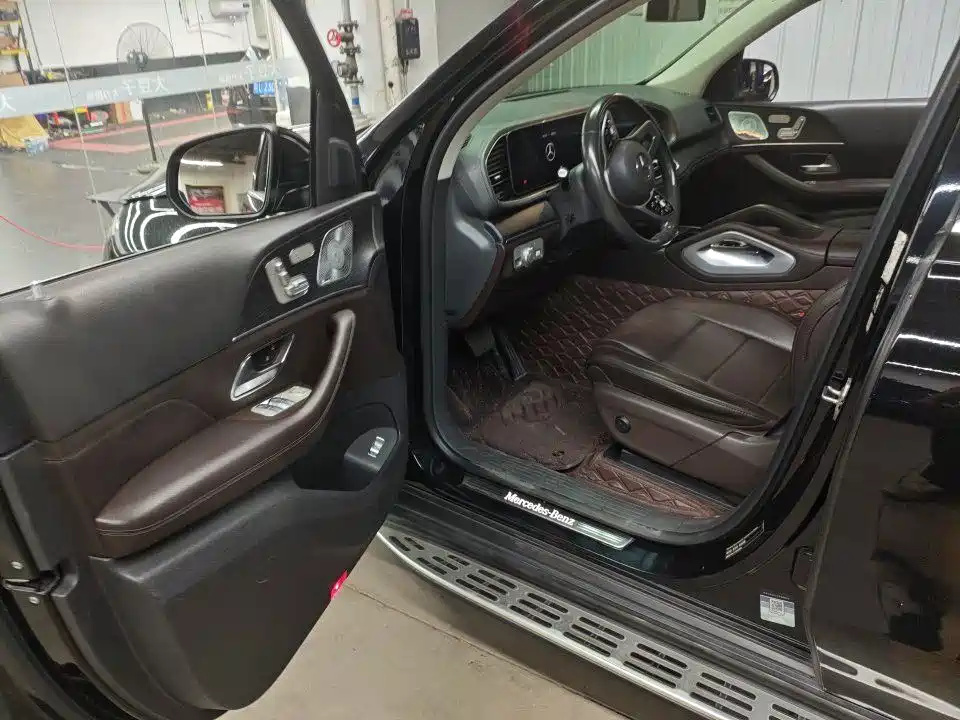 Mercedes-Benz GLE (Import) — миниатюра 3