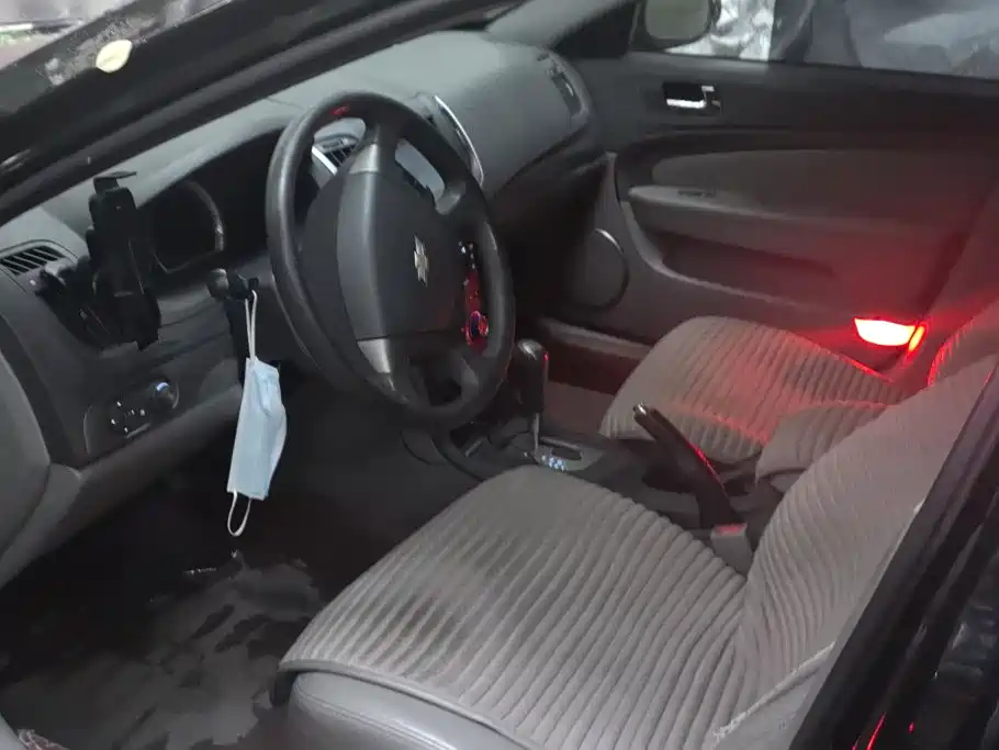 Chevrolet Epica — миниатюра 9