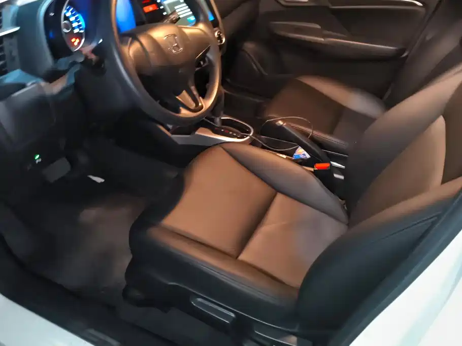 Honda Fit — миниатюра 9