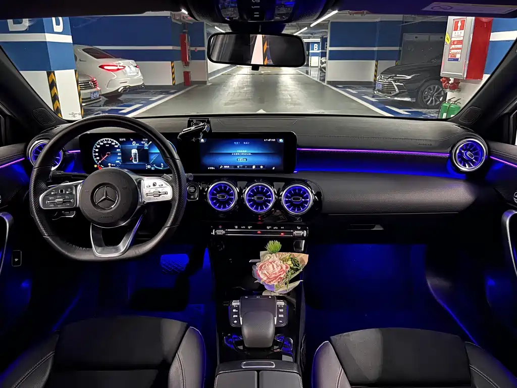 Mercedes-Benz A-Class — миниатюра 9