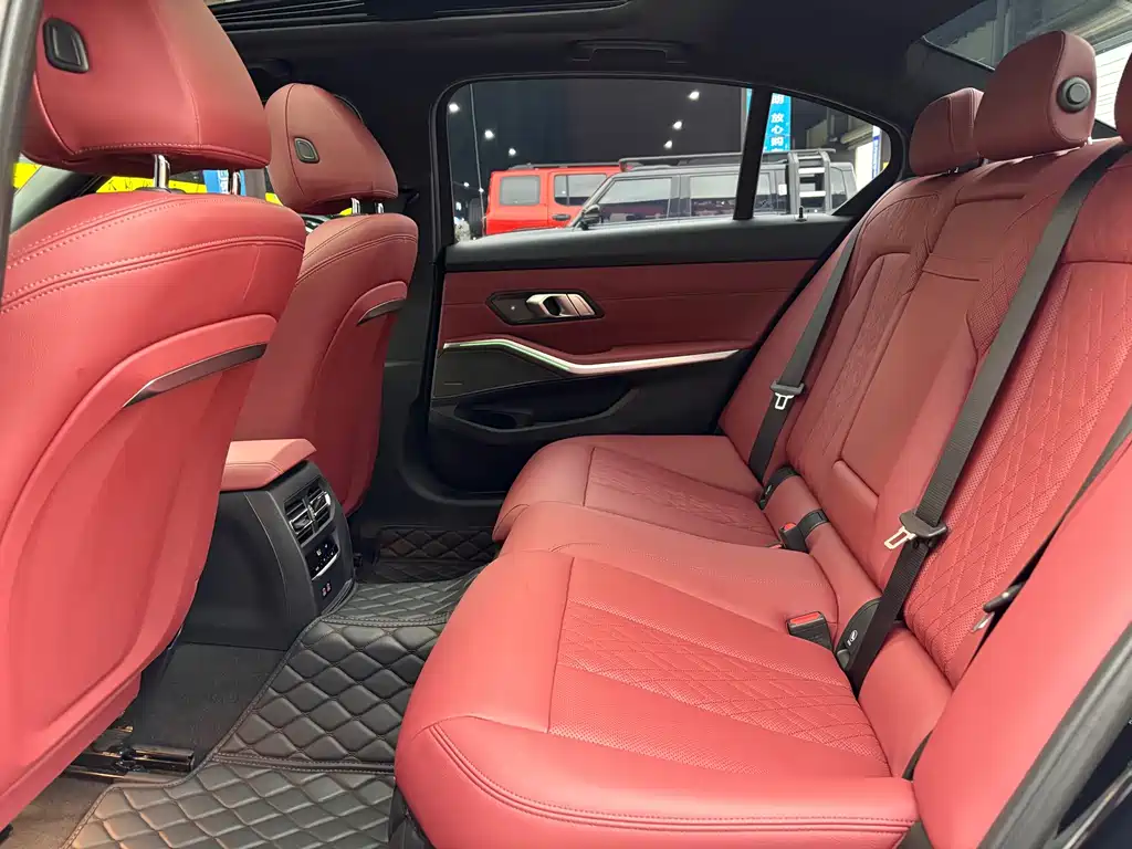 BMW 3 Series — миниатюра 13