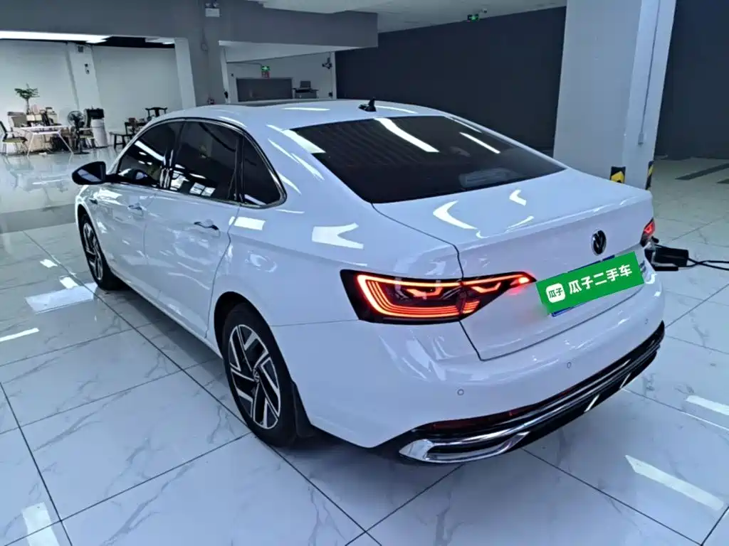 Volkswagen Sagitar — миниатюра 5