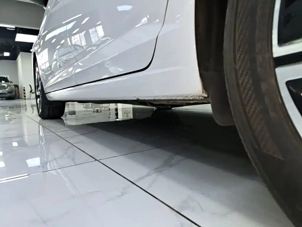 Volkswagen Sagitar — миниатюра 22
