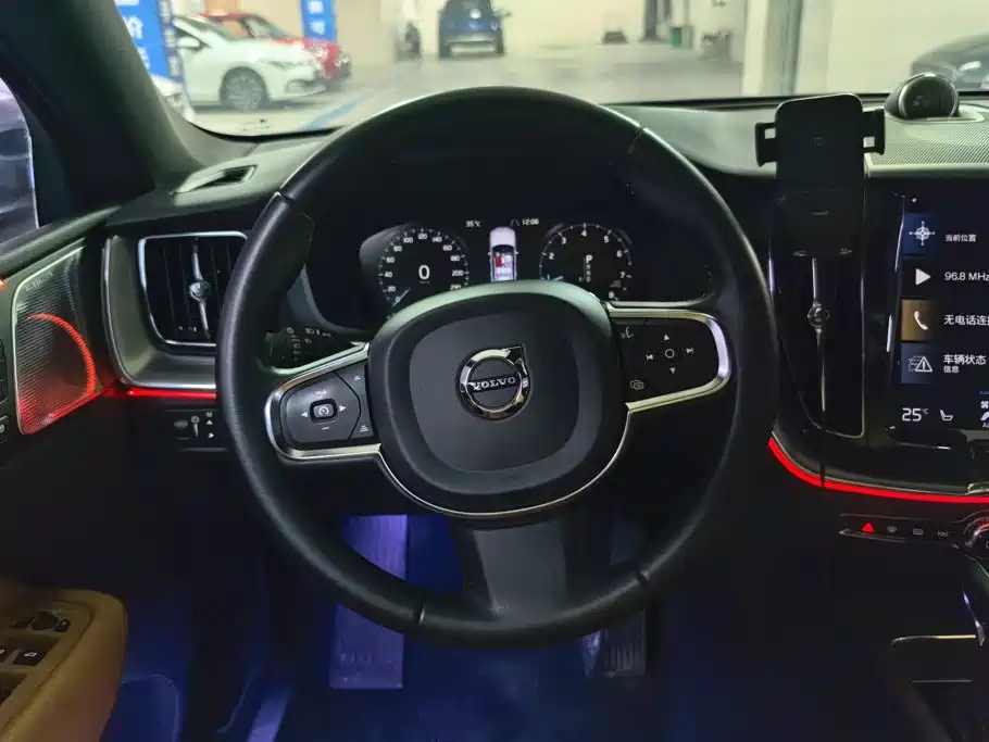 Volvo XC60 — миниатюра 15