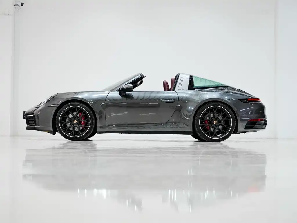 Porsche 911 2023 Targa 4 3.0T