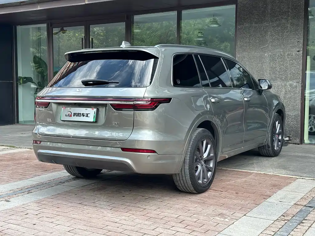 Li Auto Li ONE — миниатюра 8