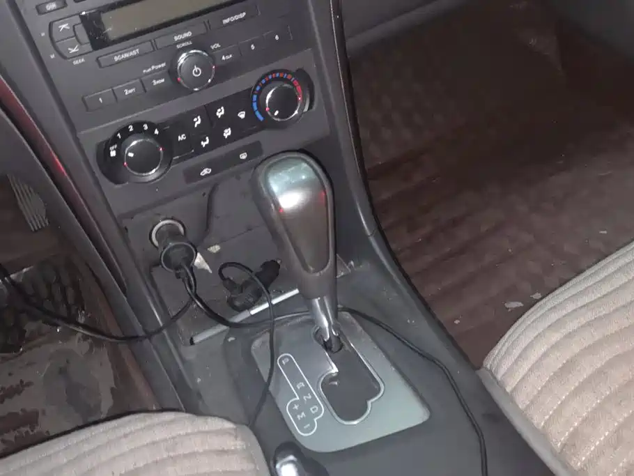 Chevrolet Epica — миниатюра 16