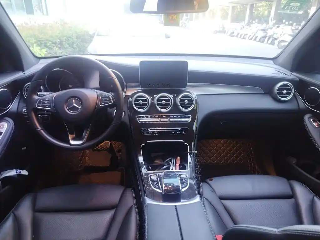 Mercedes-Benz GLC — миниатюра 5