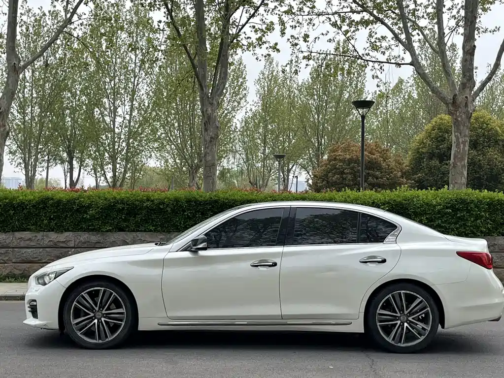 Infiniti Q50L — миниатюра 7
