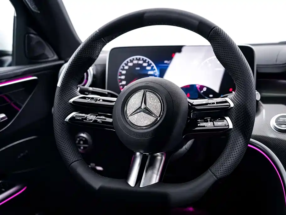 Mercedes-Benz C-Class — миниатюра 15