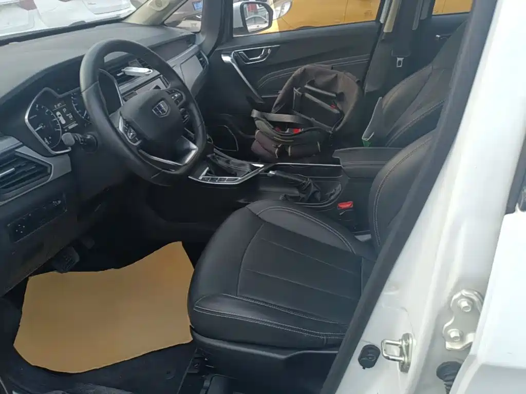 Geely Vision X3 — миниатюра 15