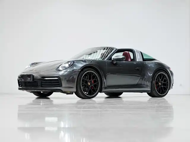 Porsche 911 2023 Targa 4 3.0 T — фото 1