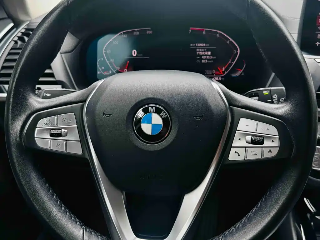 BMW X3 — миниатюра 10