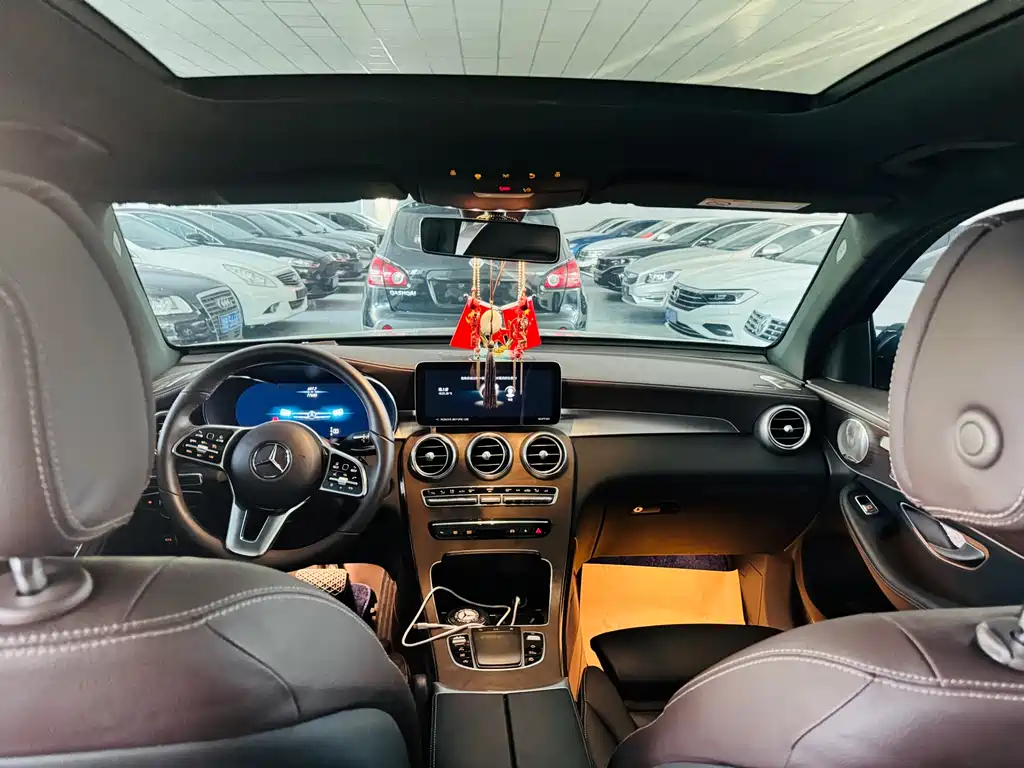 Mercedes-Benz GLC 2022 GLC 300 L 4MATIC Luxury
