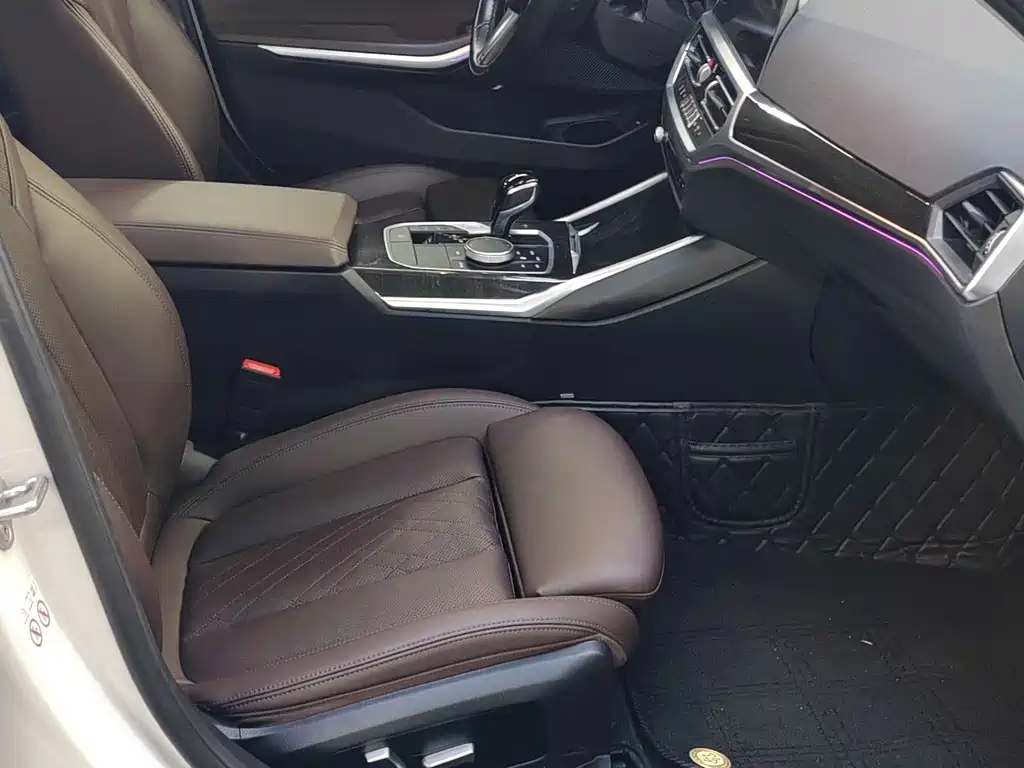 BMW 3 Series — миниатюра 11