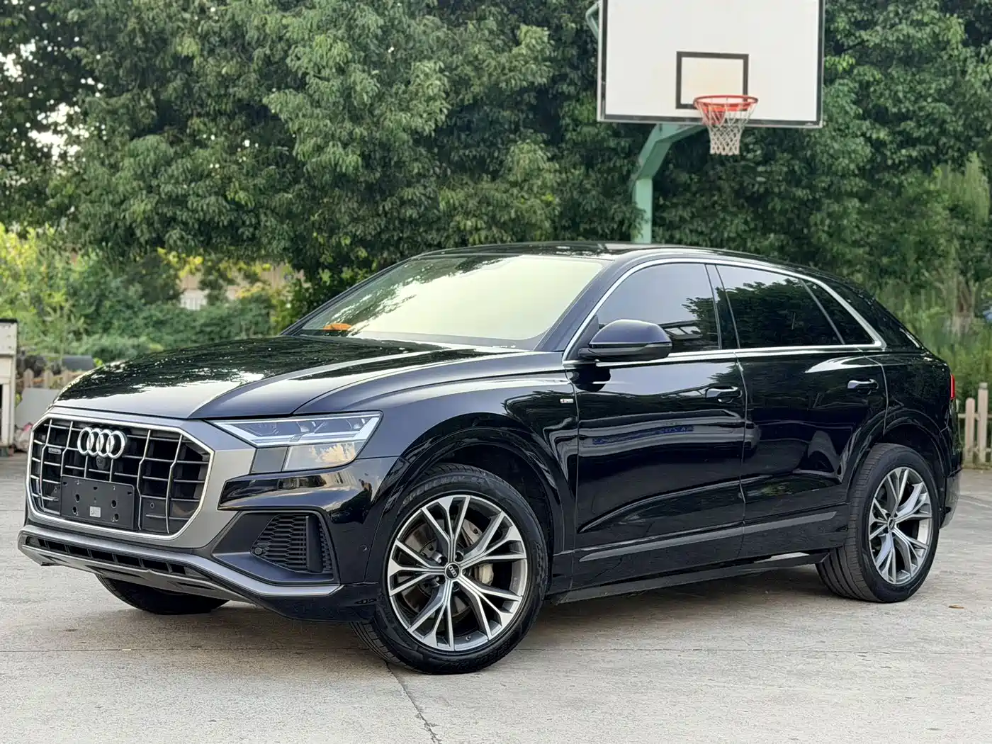 奥迪Q8 2021款 55 TFSI 尊享动感型 2021