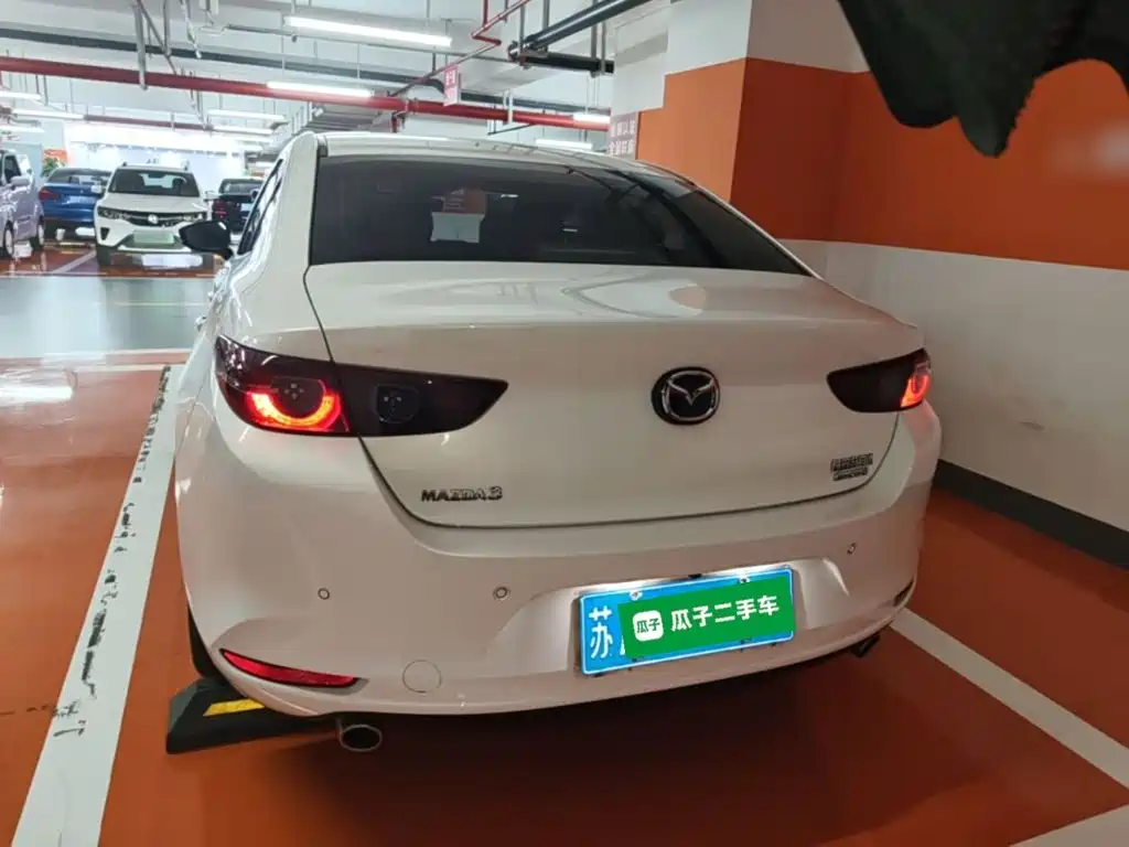 Mazda 3 Axela — миниатюра 6