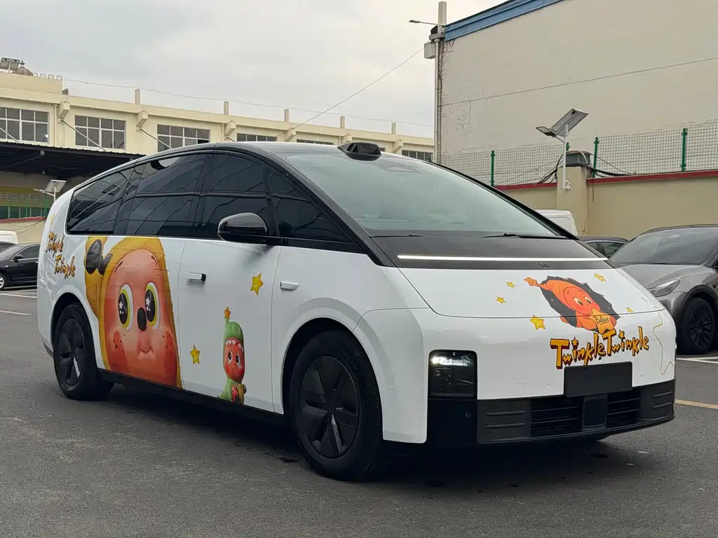 Li Auto Li MEGA — миниатюра 3