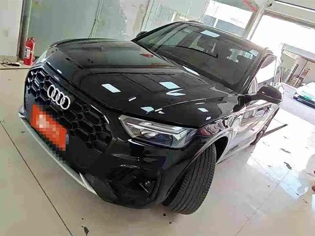 奥迪Q5L 2024款 45 TFSI 豪华动感型 2024