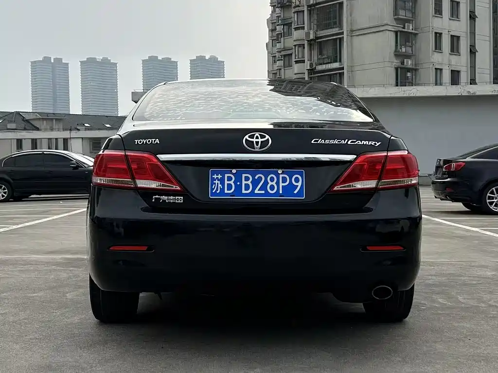 Toyota Camry 2013 200G Luxury