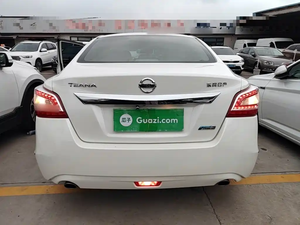 Nissan Teana — миниатюра 6
