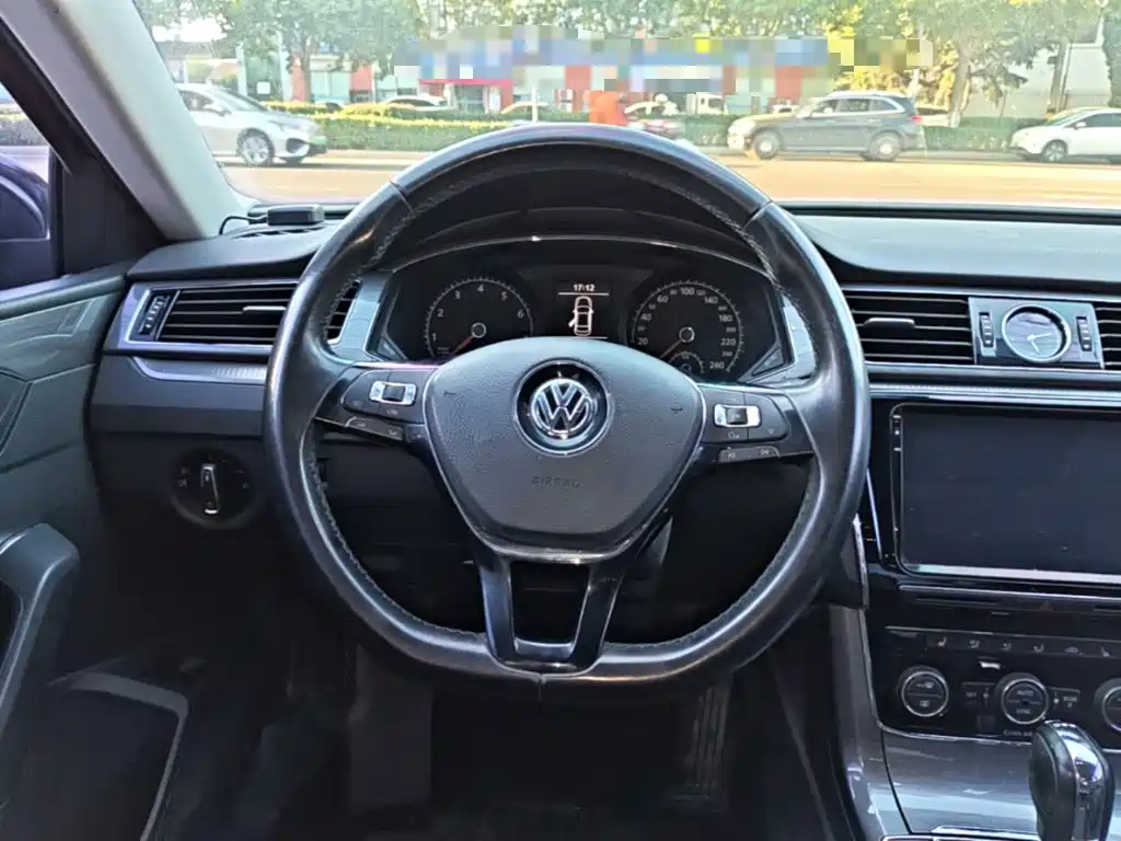Volkswagen Passat — миниатюра 11