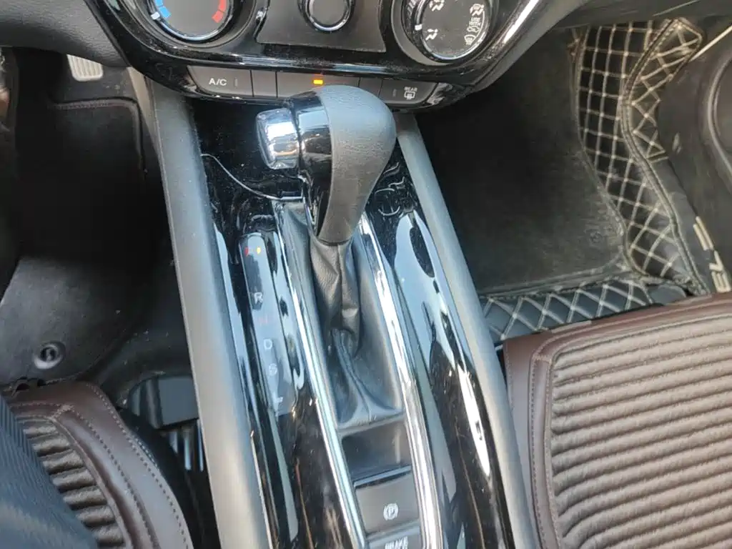 Honda Vezel — миниатюра 14